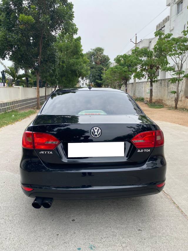 https://images10.gaadi.com/usedcar_image/4584962/original/processed_77f9cc9e63328953ff4a466a935d0128.jpg?imwidth=6401