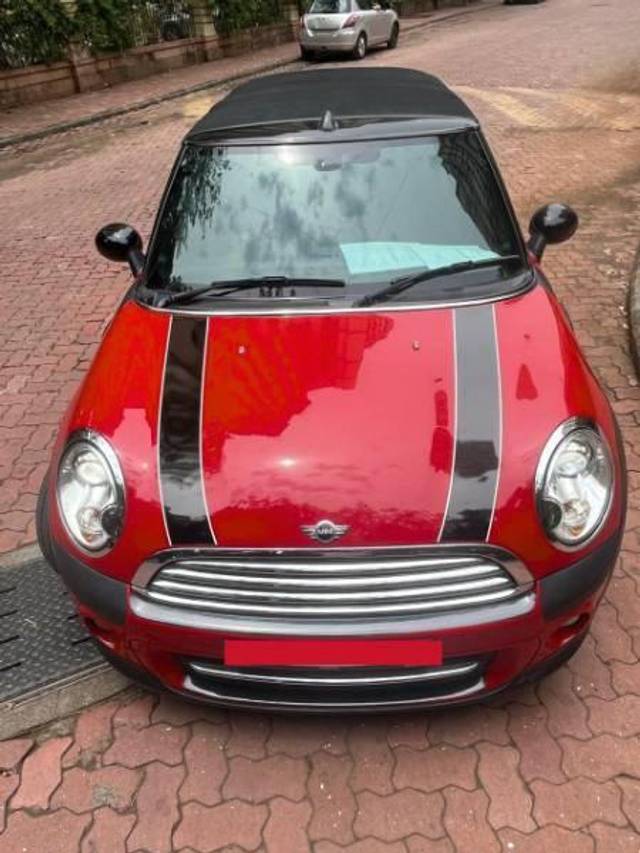 https://images10.gaadi.com/usedcar_image/4585050/original/processed_1e353f45-03a1-46d8-9038-74efe52d1700.jpg?imwidth=6400