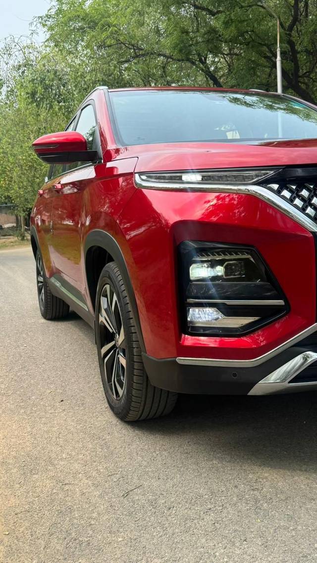 https://images10.gaadi.com/usedcar_image/4585059/original/d58fcdeb57f18c8009368889863c99d3.jpg?imwidth=6402