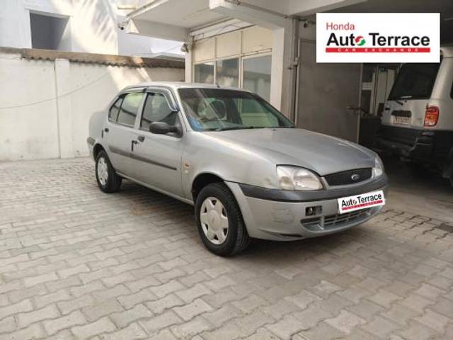 https://images10.gaadi.com/usedcar_image/4585061/original/103fda9f406ec30e9cc8be7dd72133d8.jpeg?imwidth=6400