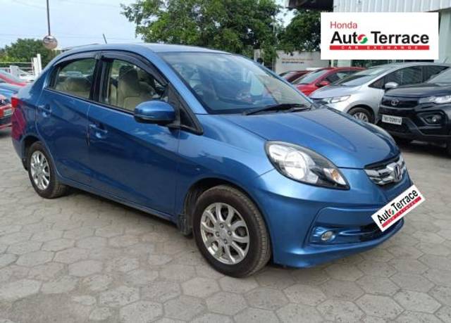 https://images10.gaadi.com/usedcar_image/4585062/original/74c8e5773fdafd309422951894b4a8d1.jpeg?imwidth=6400