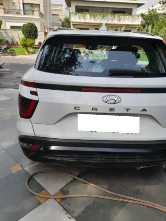 https://images10.gaadi.com/usedcar_image/4585070/original/processed_93fca1d4-406e-471e-942a-eda73e51f736.jpeg?imwidth=6402