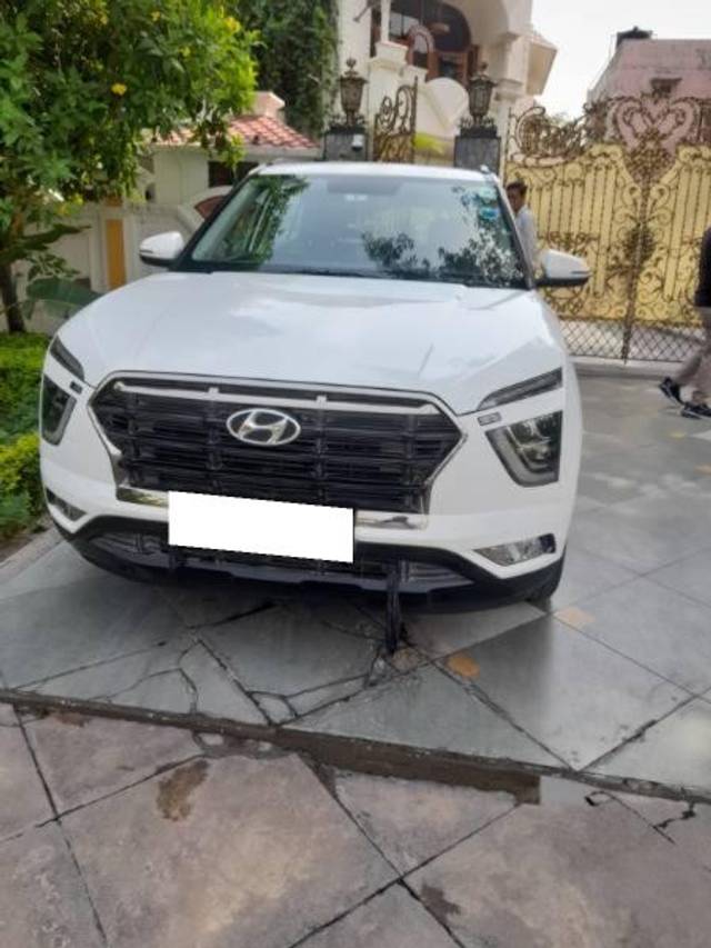 https://images10.gaadi.com/usedcar_image/4585070/original/processed_b3b4b59e-5980-470b-8089-ec61e1d650c4.jpeg?imwidth=6400