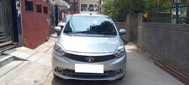 https://images10.gaadi.com/usedcar_image/4585071/original/processed_47c07404125e1d1e34054ab11afe0b1c.jpg?imwidth=6402