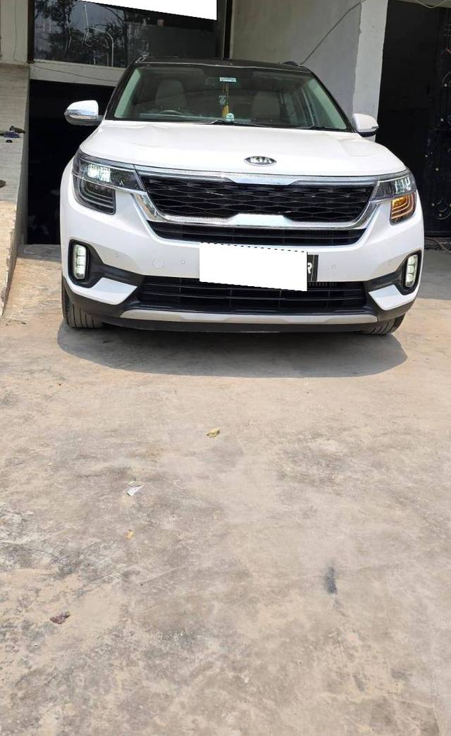 https://images10.gaadi.com/usedcar_image/4585097/original/processed_491869867fefa52957e42cc89c7802c8.jpg?imwidth=6402