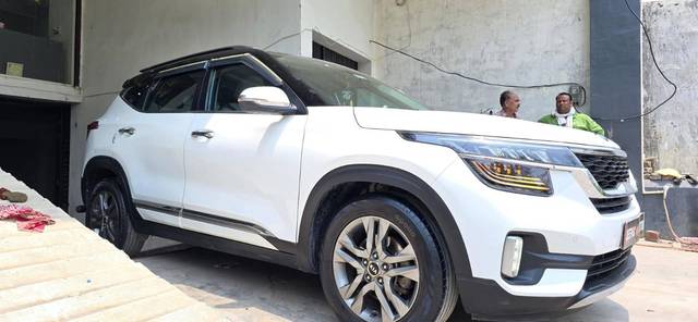 https://images10.gaadi.com/usedcar_image/4585097/original/processed_c202b8d641223a7073480e881ed82f68.jpg?imwidth=6400