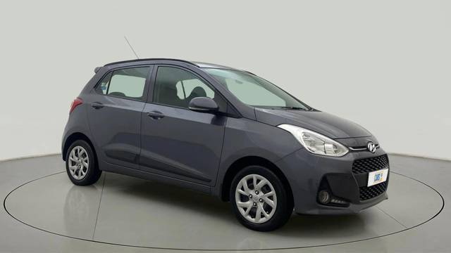 https://images10.gaadi.com/usedcar_image/4585100/original/2bb2fc0bedbace8b355f7f18793355a2.jpg?imwidth=6400