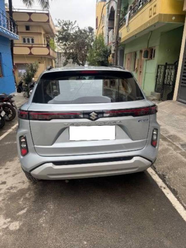 https://images10.gaadi.com/usedcar_image/4585101/original/processed_ec0945a9-32a0-47b2-8dd1-ddb90a68e04b.jpeg?imwidth=6401