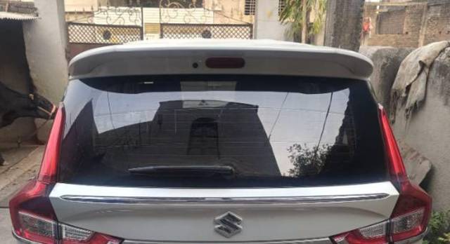 https://images10.gaadi.com/usedcar_image/4585151/original/processed_af15ea1a-df28-4612-bbad-092a9d1677d9.jpg?imwidth=6401