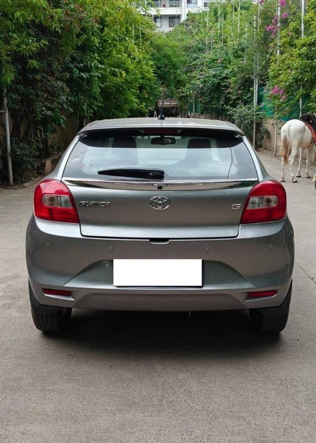 https://images10.gaadi.com/usedcar_image/4585156/original/processed_f8e37b6933d1fe13ee9cfec31964d1d9.jpg?imwidth=6402