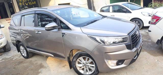 https://images10.gaadi.com/usedcar_image/4585173/original/processed_72997e30351a0ed0e3a774ad144aa2c6.jpg?imwidth=6400