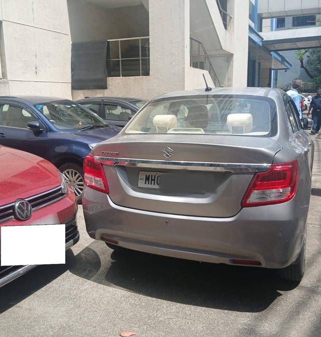 https://images10.gaadi.com/usedcar_image/4585198/original/processed_6db2642d600185a1fc1440efd93aa8b9.jpg?imwidth=6401
