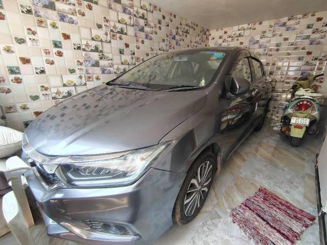 https://images10.gaadi.com/usedcar_image/4585204/original/processed_c78dcb10-ac05-4108-9c4e-7c247e95de2f.jpg?imwidth=6400
