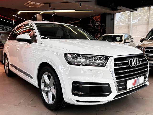 https://images10.gaadi.com/usedcar_image/4585209/original/processed_de60747965e0a9f59e29a8fab50ba9b0.JPG?imwidth=6400