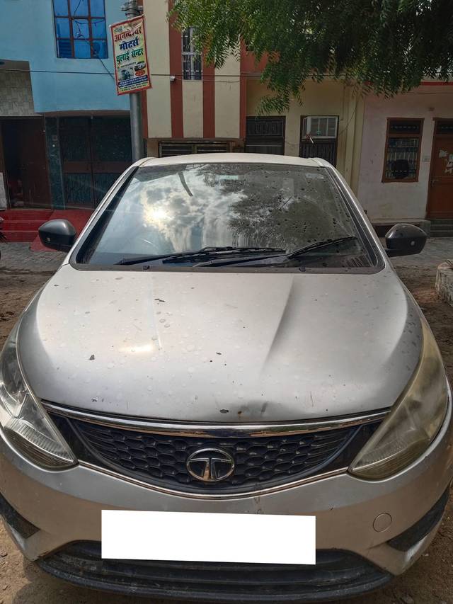 https://images10.gaadi.com/usedcar_image/4585211/original/processed_83fdaa09-3d76-4bcd-9808-7b811672f9e8.jpg?imwidth=6400