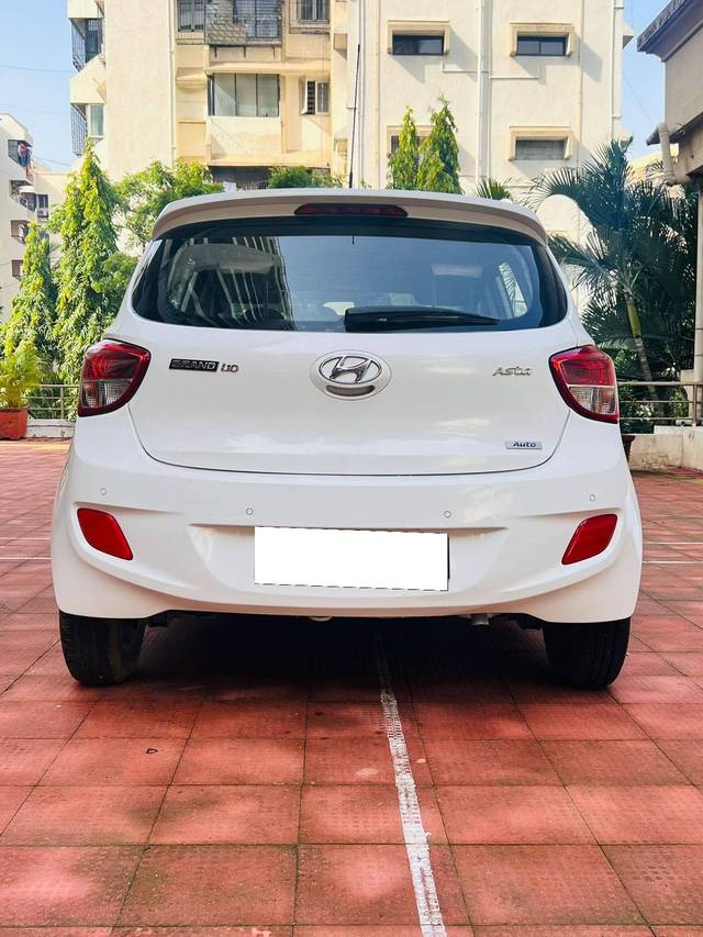 https://images10.gaadi.com/usedcar_image/4585222/original/processed_09528715289c43057e5e26c6c34f9119.jpeg?imwidth=6402