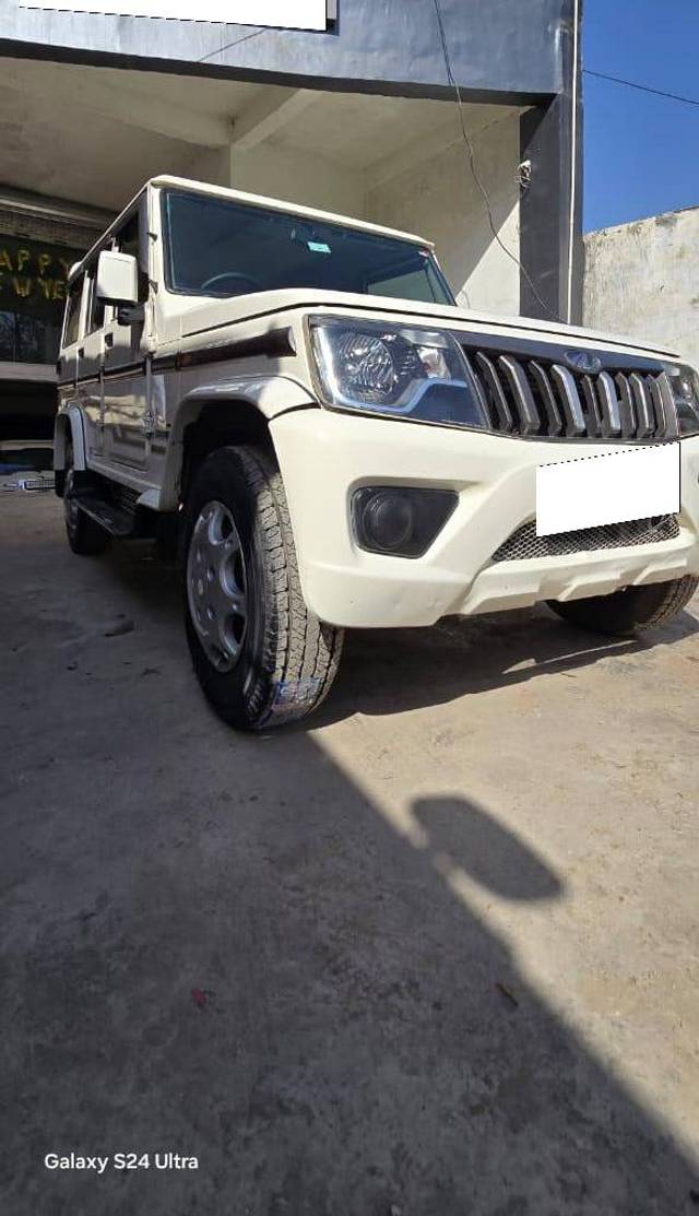 https://images10.gaadi.com/usedcar_image/4585227/original/processed_bcfaea23508c73ab14c45e4b2dde7180.jpg?imwidth=6400