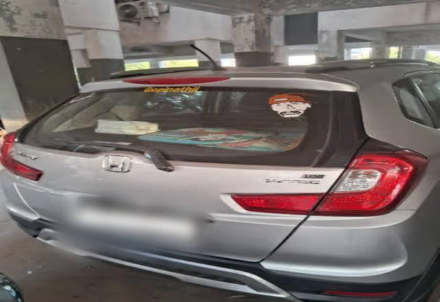 https://images10.gaadi.com/usedcar_image/4585228/original/380ac879-5ca2-48c5-810a-ec98f5a44354.?imwidth=6401