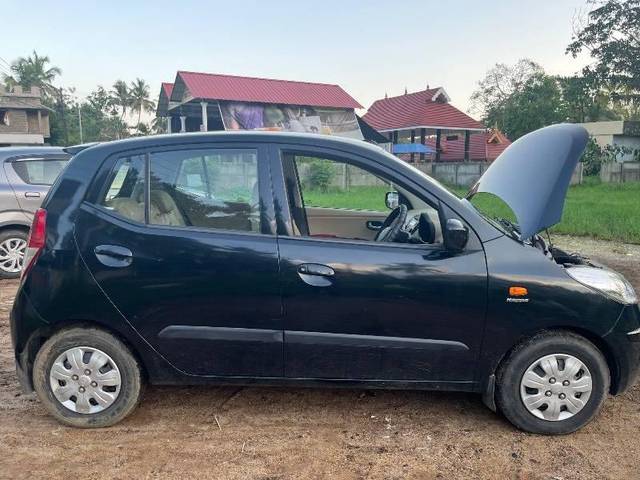 https://images10.gaadi.com/usedcar_image/4585229/original/processed_e5186665-c82a-47cd-9567-53ec790bddc2.jpeg?imwidth=6401