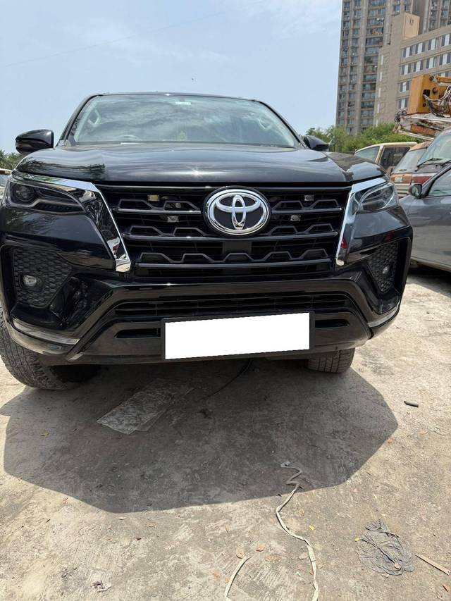 https://images10.gaadi.com/usedcar_image/4585238/original/processed_cda40dec6800db3431a824917dd9e40f.jpg?imwidth=6400
