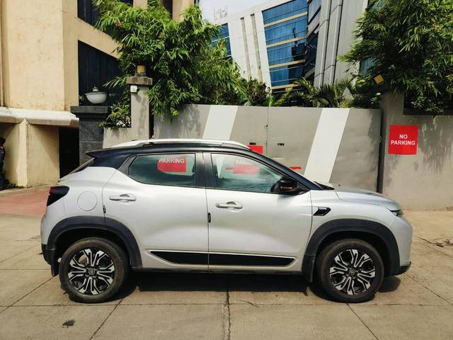 https://images10.gaadi.com/usedcar_image/4585240/original/processed_bb352a3b1b55cd4d77eecc751150b78c.jpeg?imwidth=6401