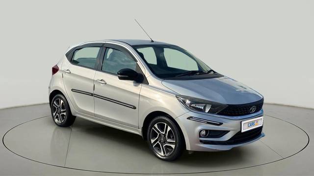 https://images10.gaadi.com/usedcar_image/4585246/original/895d373bdc294eef1a79799ee8bc28a8.jpg?imwidth=6400