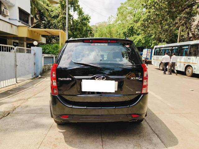 https://images10.gaadi.com/usedcar_image/4585250/original/processed_ec4d8e880721496ce9cbe53f4882b3de.jpeg?imwidth=6402