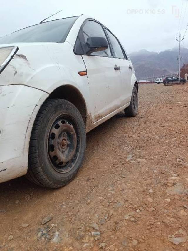 https://images10.gaadi.com/usedcar_image/4585347/original/processed_7af62b66-3c5c-4737-9e90-7f7f6c8b4322.jpg?imwidth=6402