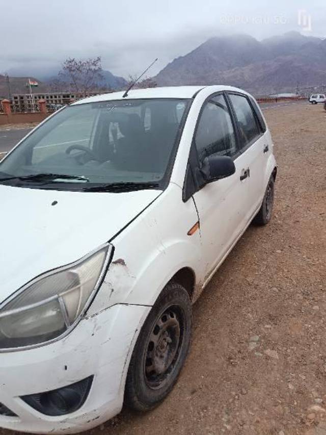 https://images10.gaadi.com/usedcar_image/4585347/original/processed_e014c568-dfd5-42d6-b237-609f10f3e0e4.jpg?imwidth=6400