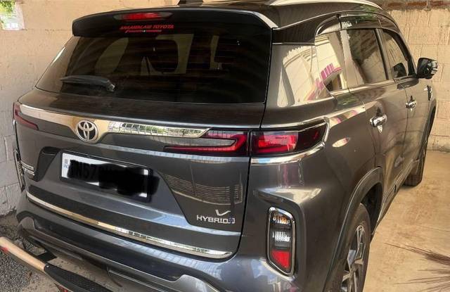 https://images10.gaadi.com/usedcar_image/4585443/original/processed_770f33a3-d98e-4b88-a007-ac6f31552819.jpeg?imwidth=6402