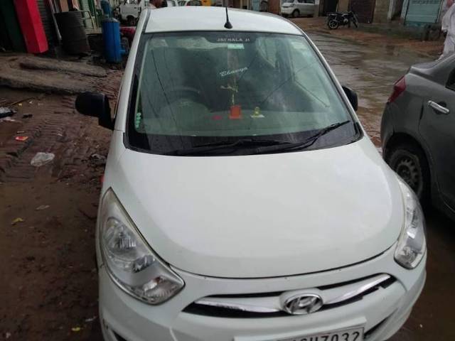 https://images10.gaadi.com/usedcar_image/4585445/original/processed_098a690b-2adb-44f6-9889-ae1fc93a84de.jpg?imwidth=6400