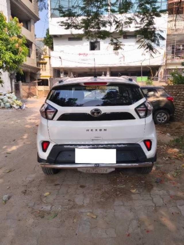 https://images10.gaadi.com/usedcar_image/4585459/original/processed_1ceed9e9-29ee-477b-91f2-b4bbf4112748.jpg?imwidth=6401