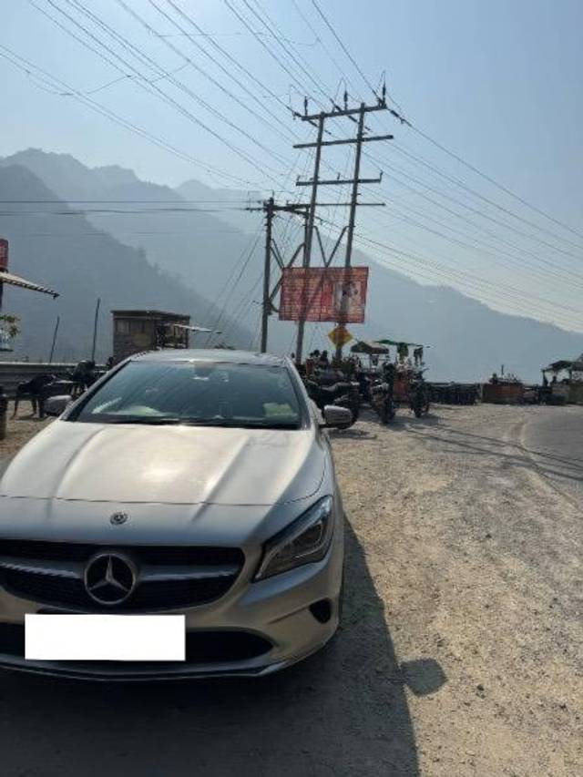https://images10.gaadi.com/usedcar_image/4585492/original/processed_1bc5a138-7a4e-4489-9ea4-4ea3b607d7fb.jpeg?imwidth=6401