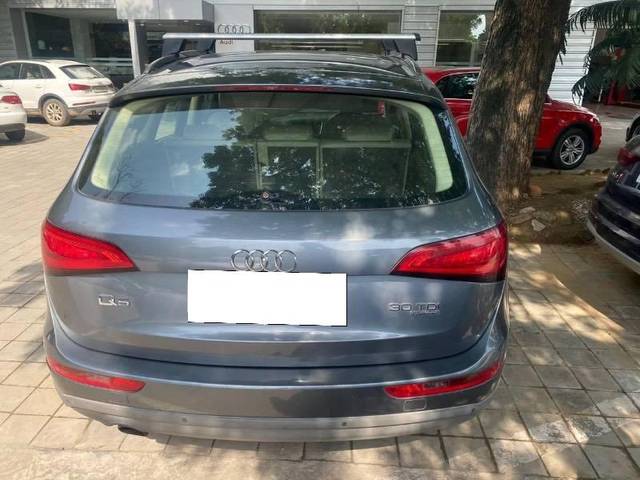 https://images10.gaadi.com/usedcar_image/4585506/original/processed_43890302-0122-42ca-9743-f8f7b95a7c16.jpeg?imwidth=6402