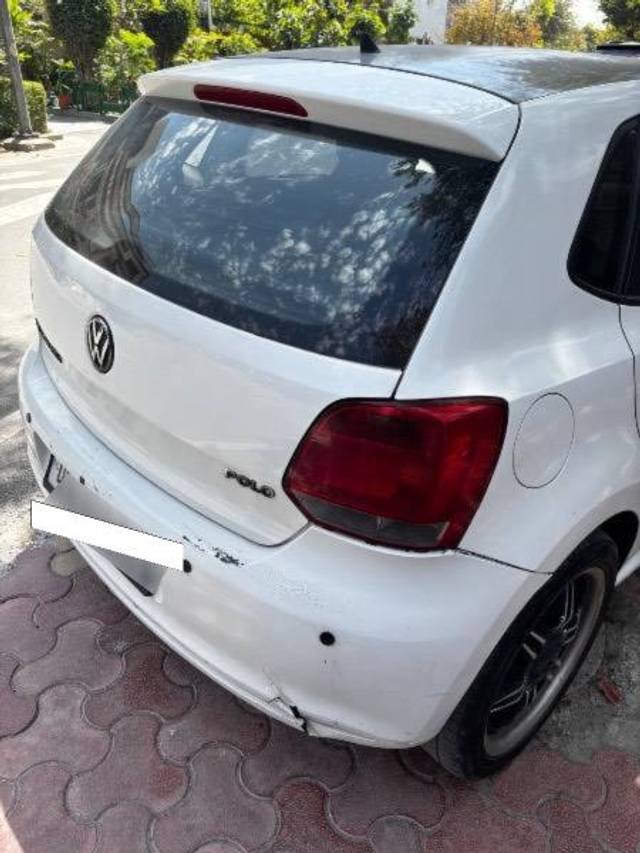 https://images10.gaadi.com/usedcar_image/4585509/original/processed_aff4d970-2b11-43aa-85a8-ad419fe610bd.jpeg?imwidth=6402