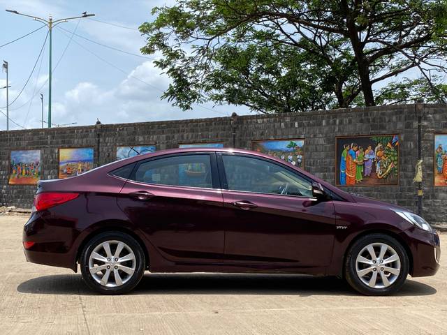 https://images10.gaadi.com/usedcar_image/4585597/original/29c592796f9b67658f0c28b8e4af0e27.jpg?imwidth=6401