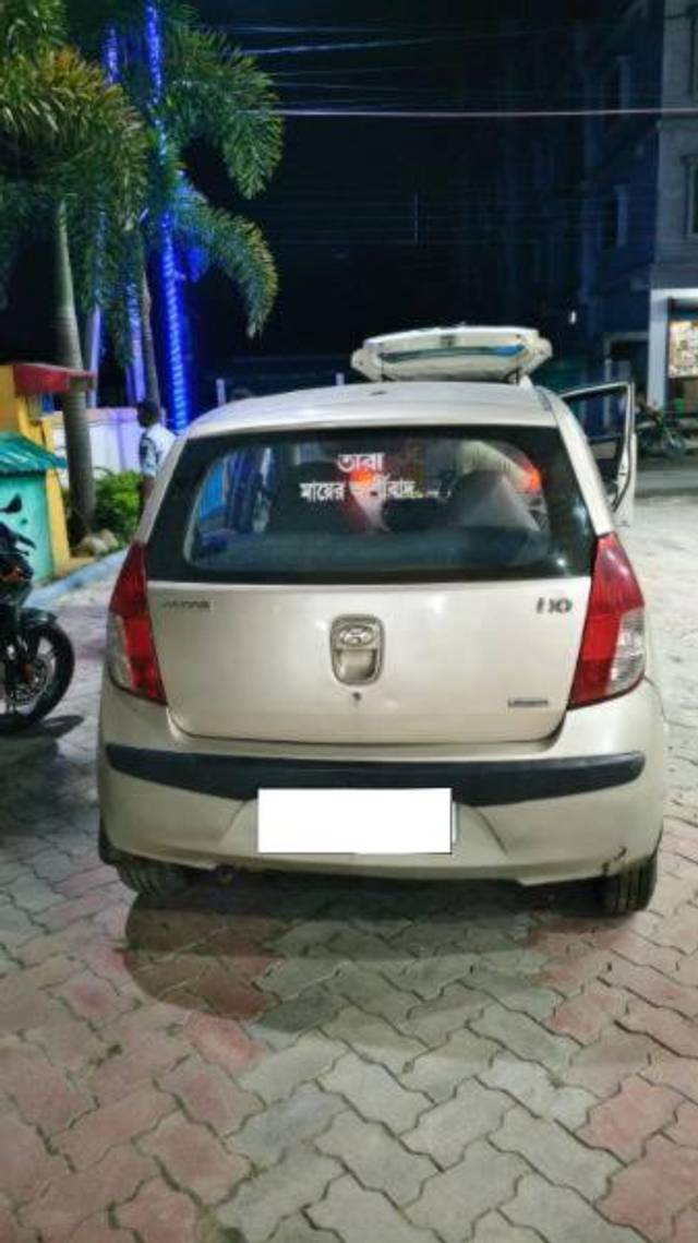 https://images10.gaadi.com/usedcar_image/4585601/original/processed_4e1ea20f-d0d3-45a9-aa46-24626111914a.jpeg?imwidth=6400