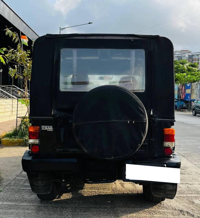 https://images10.gaadi.com/usedcar_image/4585650/original/processed_76b37e6a51391c38c9a466ab68aab5de.jpg?imwidth=6401