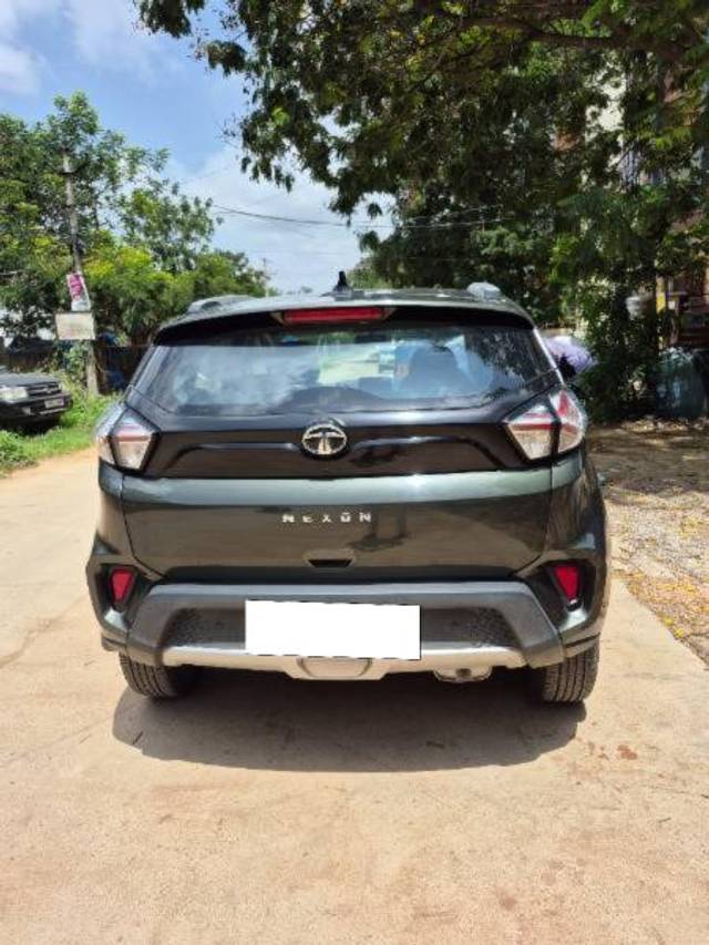 https://images10.gaadi.com/usedcar_image/4585655/original/processed_c7f9f069-2335-404d-aaf5-f1ee36fa871f.jpg?imwidth=6401
