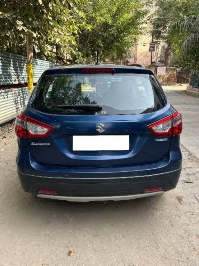 https://images10.gaadi.com/usedcar_image/4585664/original/processed_257c6964-a8c3-4534-a734-7acc11092802.jpeg?imwidth=6401
