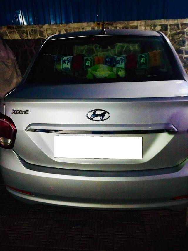 https://images10.gaadi.com/usedcar_image/4585693/original/processed_ab0c4cd0-d1e0-4964-acf0-782e36db7fcb.jpg?imwidth=6401