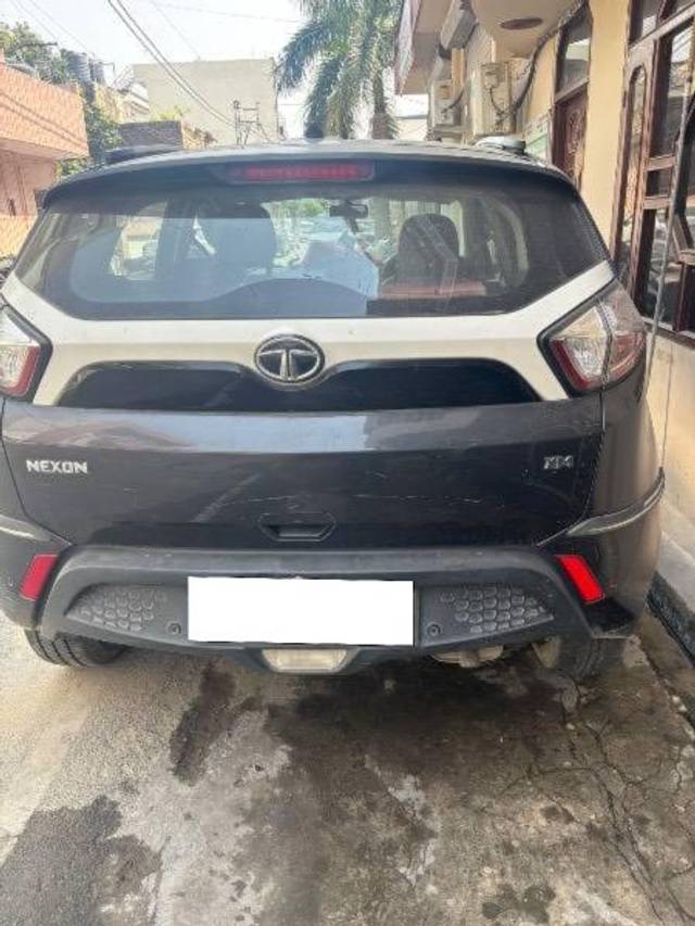 https://images10.gaadi.com/usedcar_image/4585722/original/processed_9b01798d-e8bd-4439-911c-c40fb9baf509.jpeg?imwidth=6401