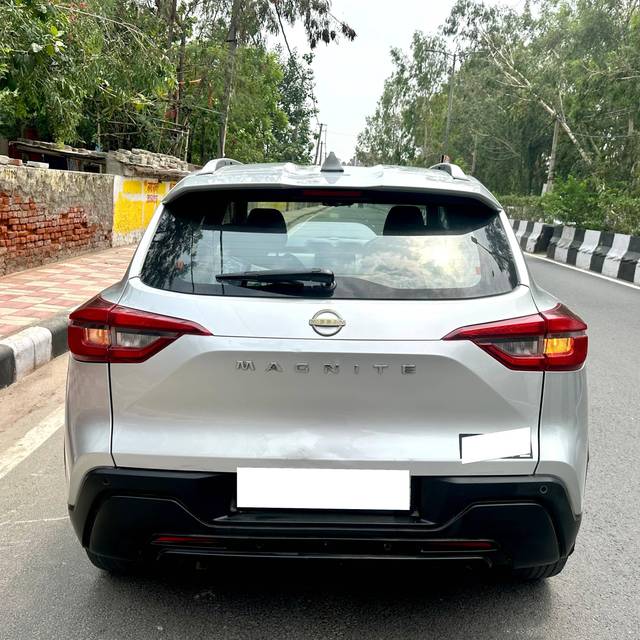 https://images10.gaadi.com/usedcar_image/4585735/original/processed_bc8f9879-38e1-4767-850f-038fd1c93e8c.jpg?imwidth=6402