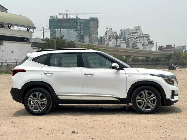 https://images10.gaadi.com/usedcar_image/4585738/original/ea037c8d-198d-4e39-8eab-92f999601e5b.jpg?imwidth=6401