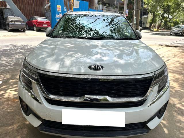 https://images10.gaadi.com/usedcar_image/4585738/original/processed_6c4a5693-4651-4228-9b5f-aa28a939532b.jpg?imwidth=6400