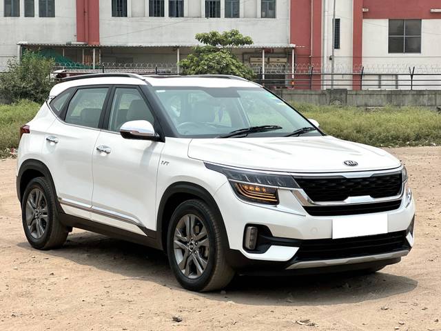 https://images10.gaadi.com/usedcar_image/4585738/original/processed_b1cdc8b5-f32b-46d3-9889-c047396c06fb.jpg?imwidth=6400