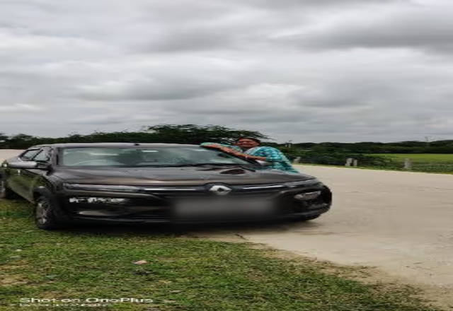 https://images10.gaadi.com/usedcar_image/4585815/original/5bc29d35-a7d4-48b5-ba9b-aefe95a12e3d.?imwidth=6400