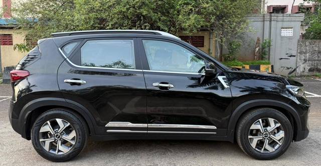https://images10.gaadi.com/usedcar_image/4585917/original/processed_20e8099d0615178aaac716850356c46c.jpg?imwidth=6401