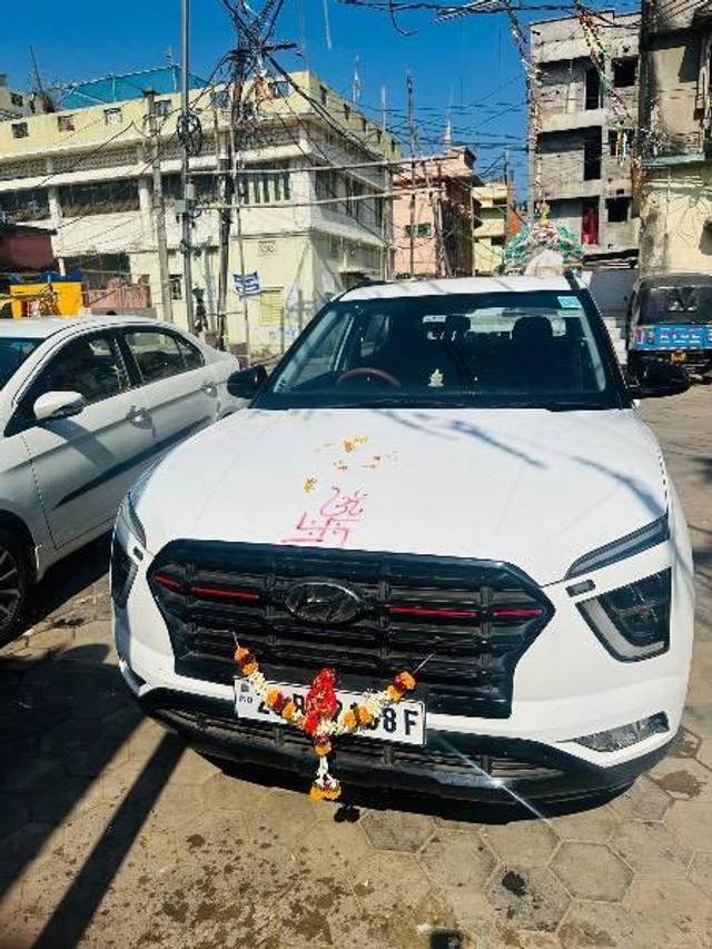 https://images10.gaadi.com/usedcar_image/4585926/original/processed_a8964730-a76d-486b-be3c-5219c08ae603.jpeg?imwidth=6401