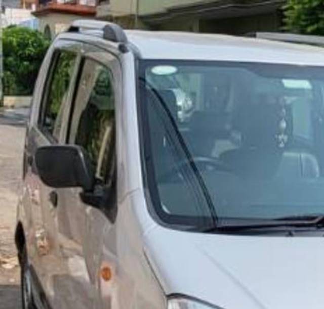 https://images10.gaadi.com/usedcar_image/4585959/original/processed_2c886051-f416-48be-8e6d-3d1449e01f9b.jpg?imwidth=6400